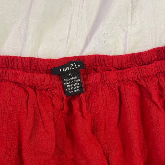 rue21 Red off shoulder top - Picture 3 of 8